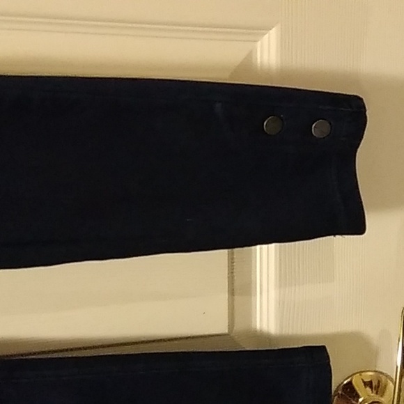 Leggings $5@ (M) - Picture 2 of 4